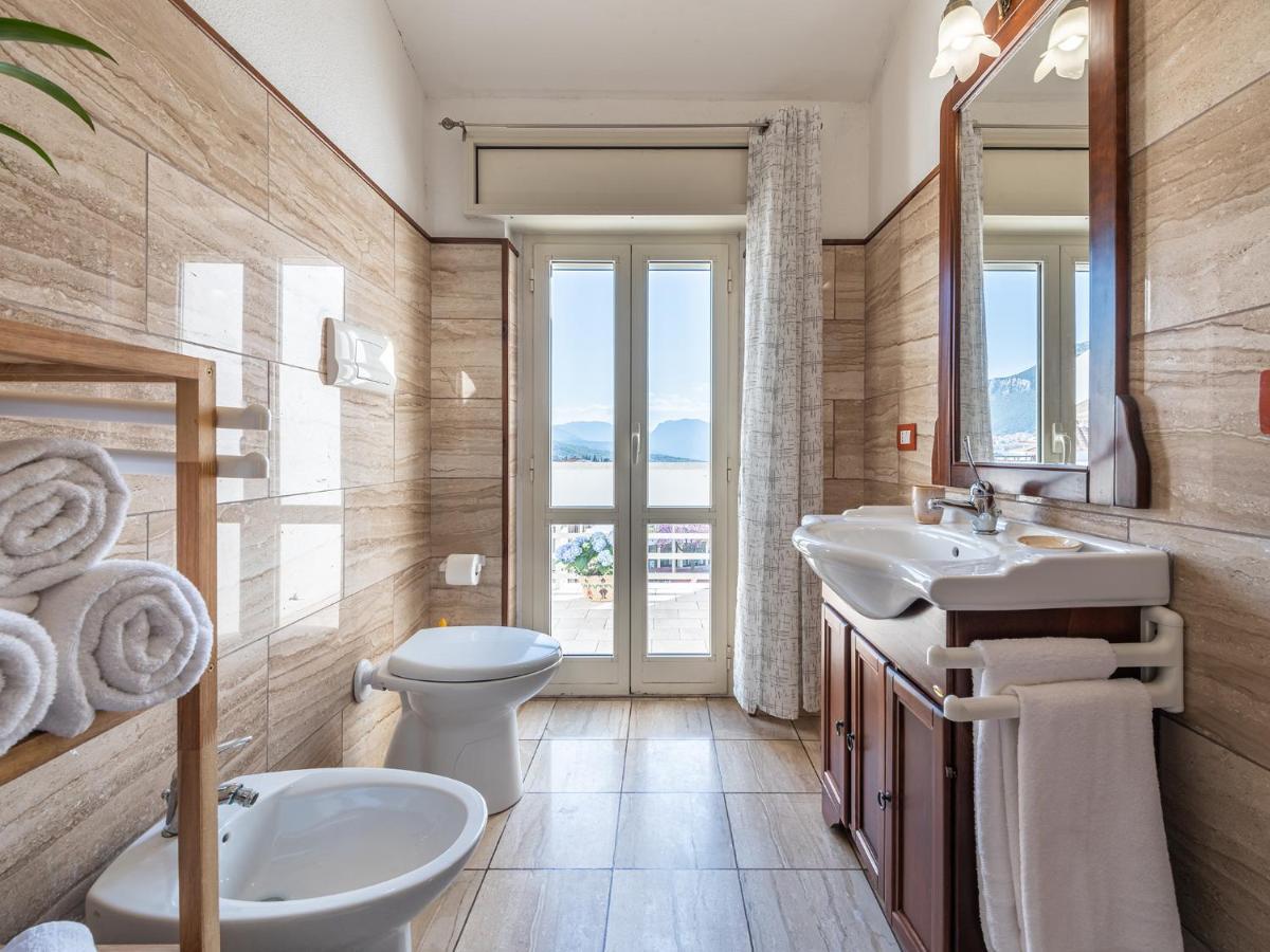Bed And Breakfast Dorgali Bagian luar foto