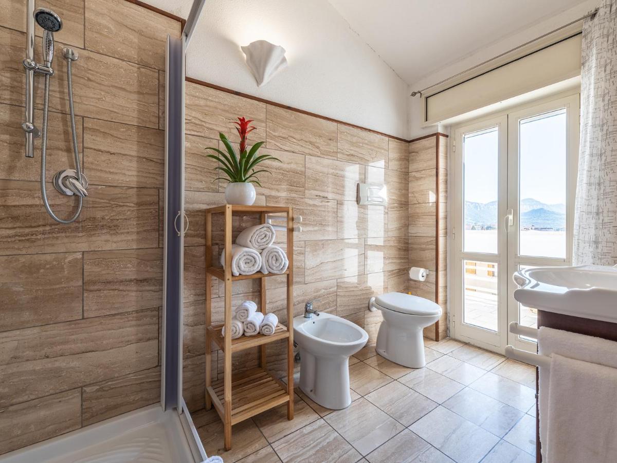 Bed And Breakfast Dorgali Bagian luar foto