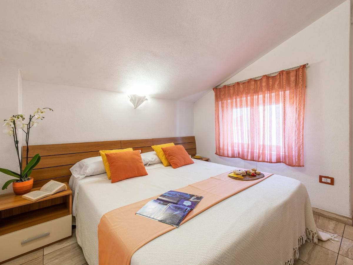 Bed And Breakfast Dorgali Bagian luar foto