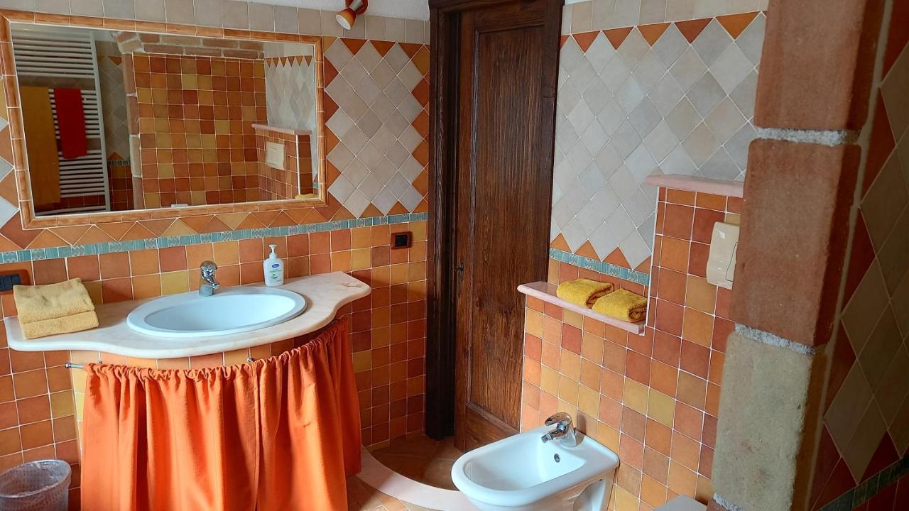 Bed And Breakfast Dorgali Bagian luar foto